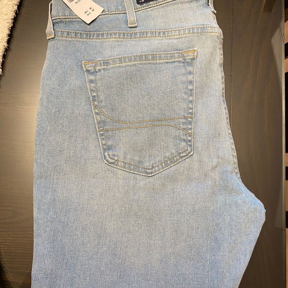 MEN’S HOLLISTER (Epic Flex) Skinny Jeans ~ Size: 36x32 NWT - Picture 3 of 5